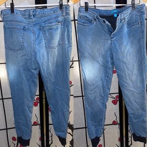 Super soft jogger style stretch jeans